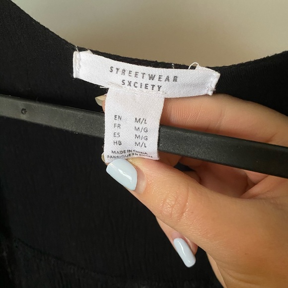 SWIMSUIT COVERUP!! - Picture 3 of 3